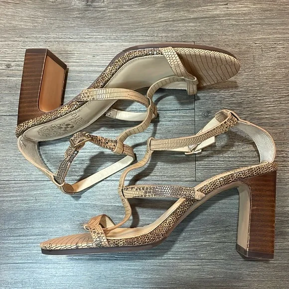 Vince Camuto - Brown Heels - 5 1/2 (M/36) - Picture 6 of 8